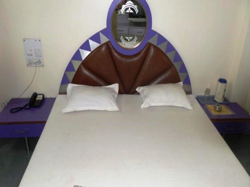 Hotel Sahara Aurangábád Kültér fotó